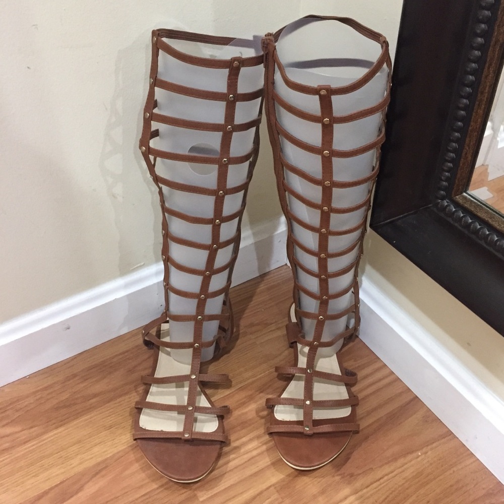 CC Shoes Gladiator Sandals Sz. 10 Never Worn NWOB